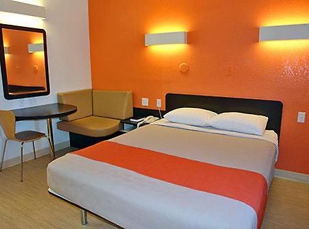 Motel 6-Marble Falls, Tx Екстер'єр фото